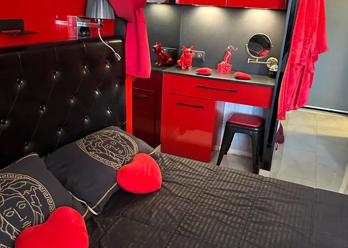 Rez De Jardin Ou Ascenseur 4 Ieme Piscine -wifi-dans Le Village Naturiste Holidaysochic Appartamento Agde