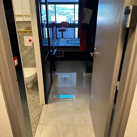 Rez De Jardin Ou Ascenseur 4 Ieme Piscine -wifi-dans Le Village Naturiste Holidaysochic Апартаменти Агд