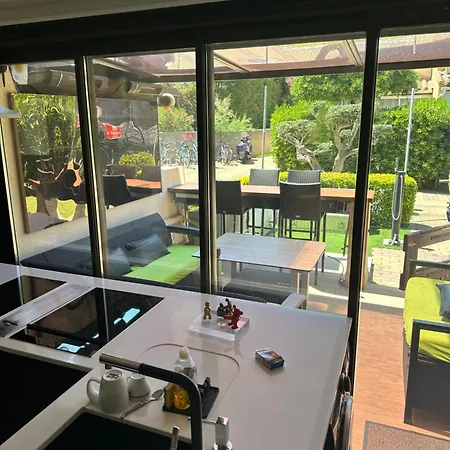 Rez De Jardin Ou 4E Avec Ascenseur- Velo - Piscine -Wifi-Dans Le Village Naturiste-Holidaysochic 아그