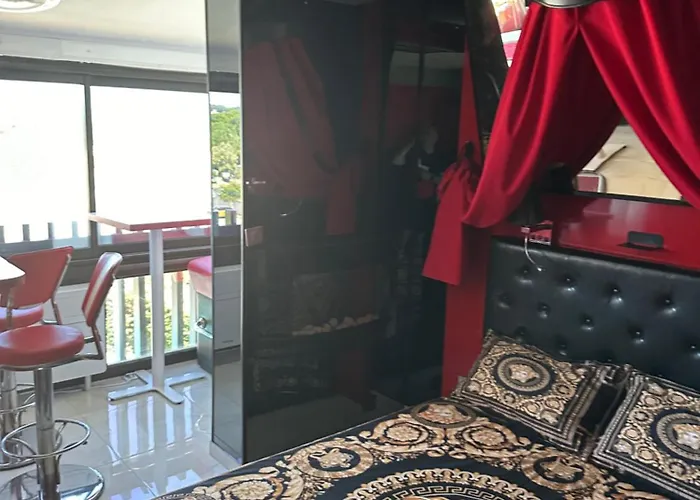 Appartement Rez De Jardin Ou Ascenseur 4 Ieme Piscine -wifi-dans Le Village Naturiste Holidaysochic